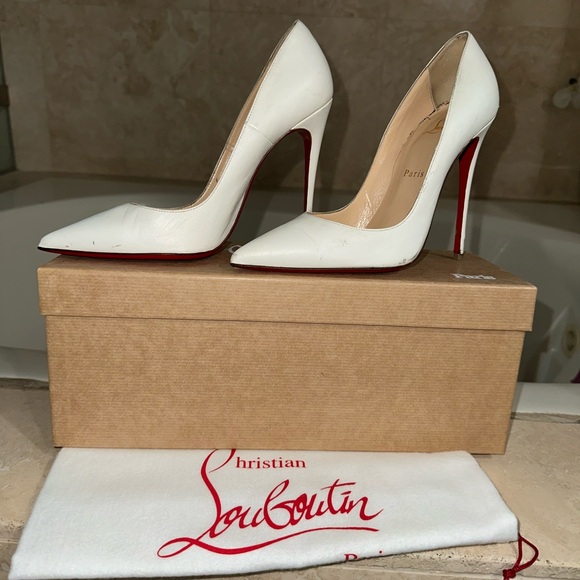 Christian Louboutin Classic White Pumps with Red Sole